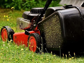 hausbau-garten-rasenmaeher-gross hausbau-garten-rasenmaeher-gross