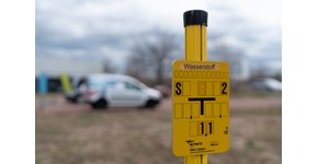 gelbes Wasserstoff-Hinweisschild gelbes Wasserstoff-Hinweisschild