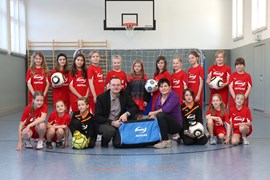 Trikotübergabe Trikotübergabe