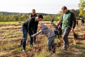 Stiftung Wald für Sachsen, Pflanzaktion 2022 Stiftung Wald für Sachsen, Pflanzaktion 2022