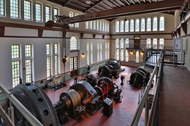 Blick von der Galerie in das historische Maschinenhaus Blick von der Galerie in das historische Maschinenhaus