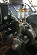 Teile der historischen Dampfmaschine Teile der historischen Dampfmaschine