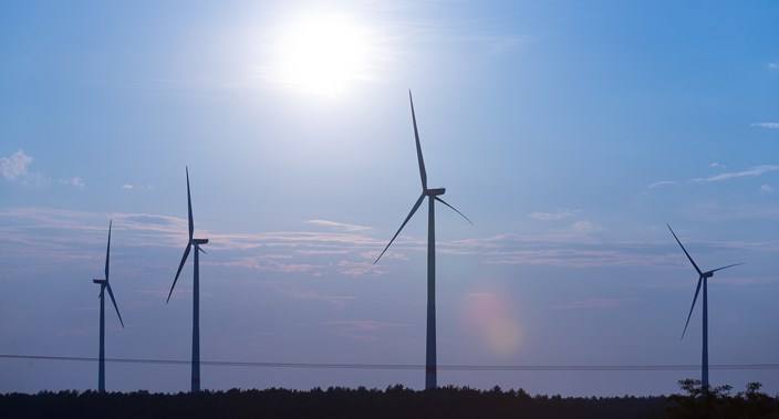 Vier Windräder des Windparks Eichow Vier Windräder des Windparks Eichow